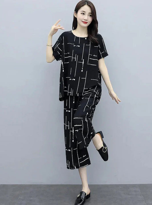 BLACK CAPRI PRINTED NIGHT SUIT