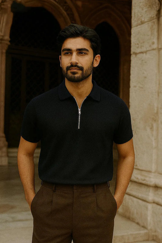 PLAIN ZIPPER POLO - BLACK
