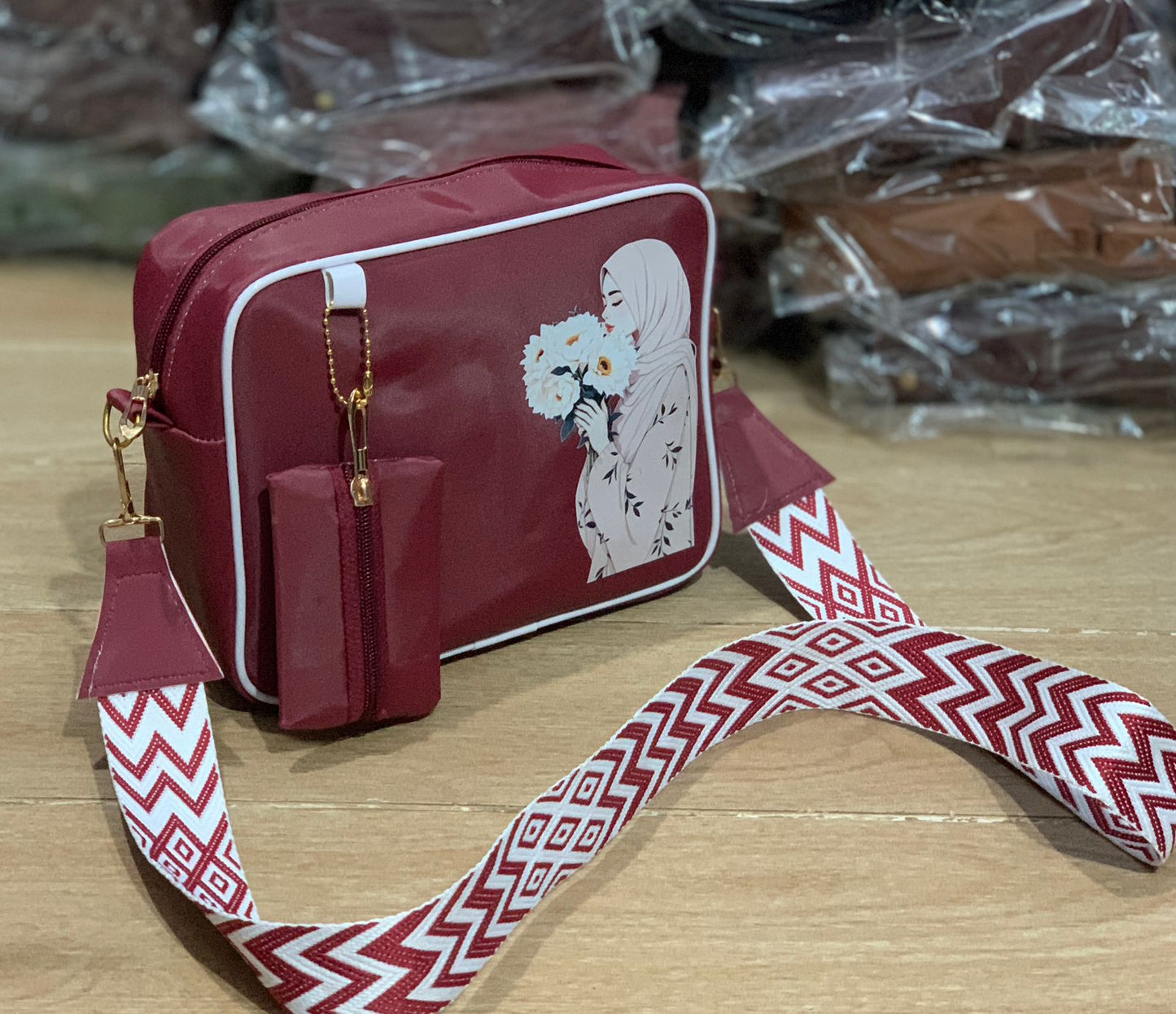 PRINTED CROSS BODY BAG 001